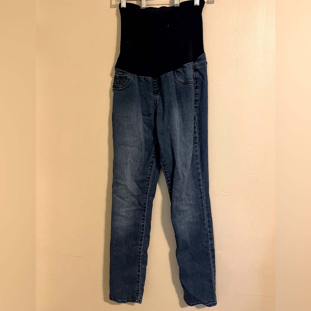 Indigo Blue maternity jeans, size large!